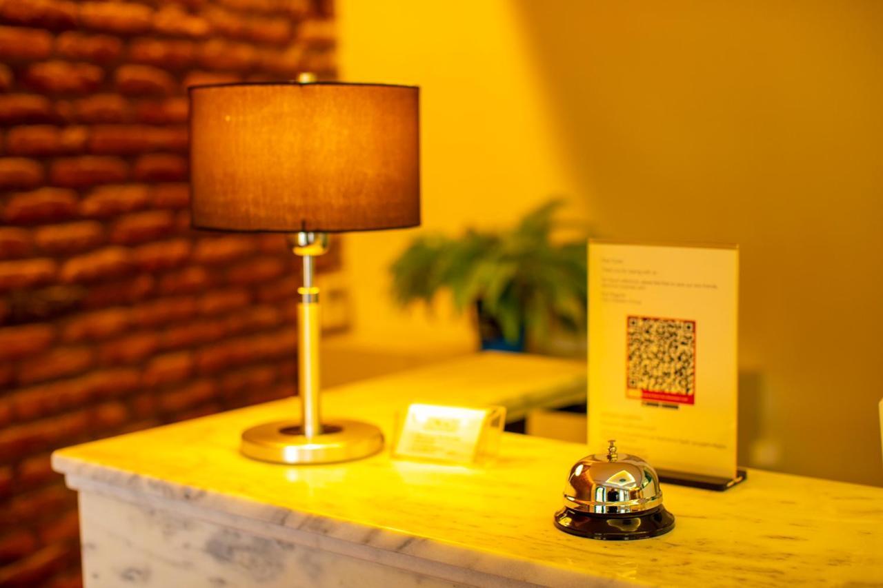 City Inn - Boutique Hotel Tbilisi Buitenkant foto